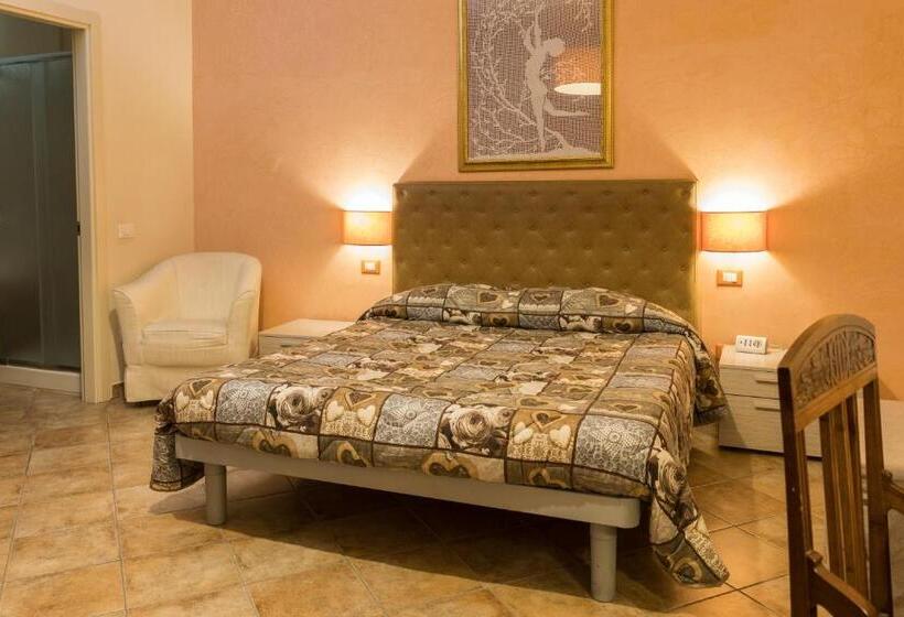 تختخواب و صبحانه Locanda Dei Fiori