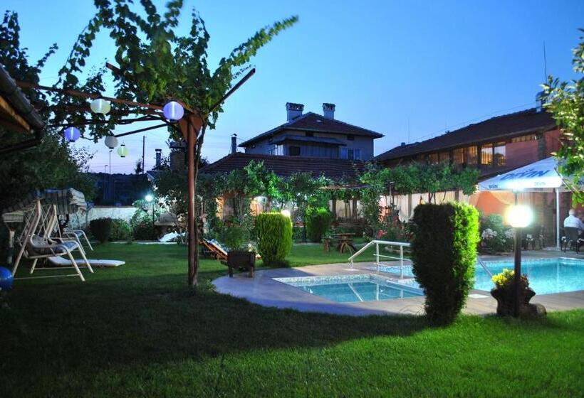 Family Hotel Gradina