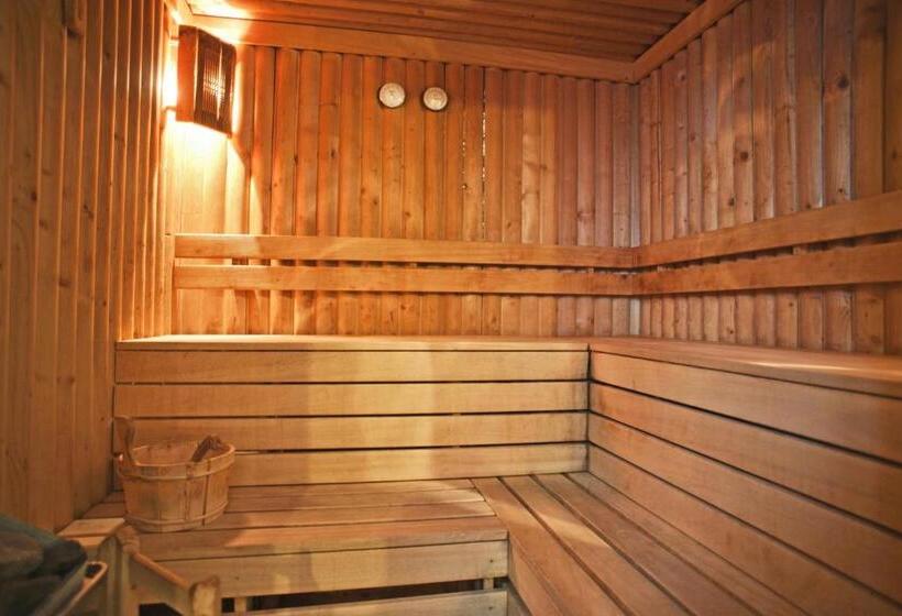 Family Hotel Gradina