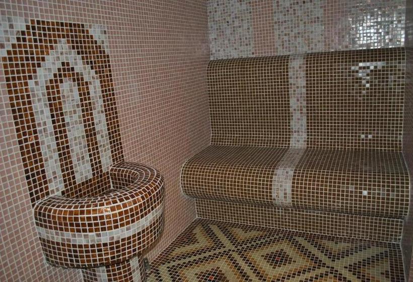 Family Hotel Gradina