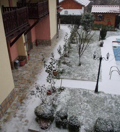 Family Hotel Gradina