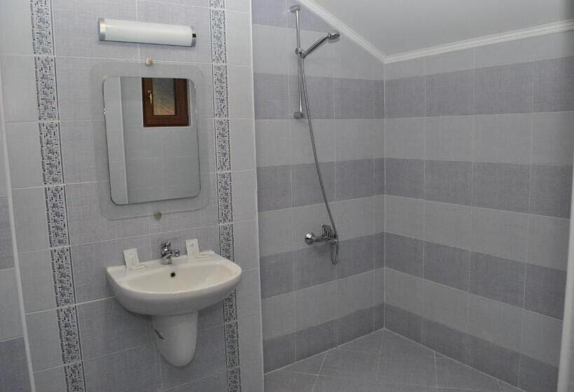 Family Hotel Gradina