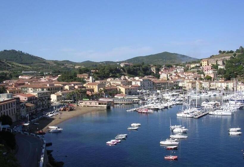 בית מלון כפרי Barbarossa