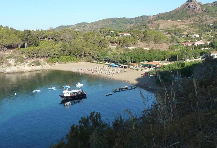 בית מלון כפרי Barbarossa