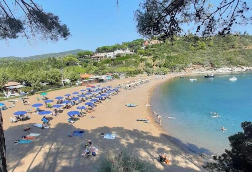 בית מלון כפרי Barbarossa