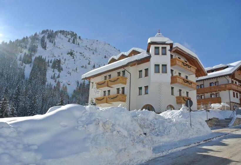 Отель B&b Garni Serena