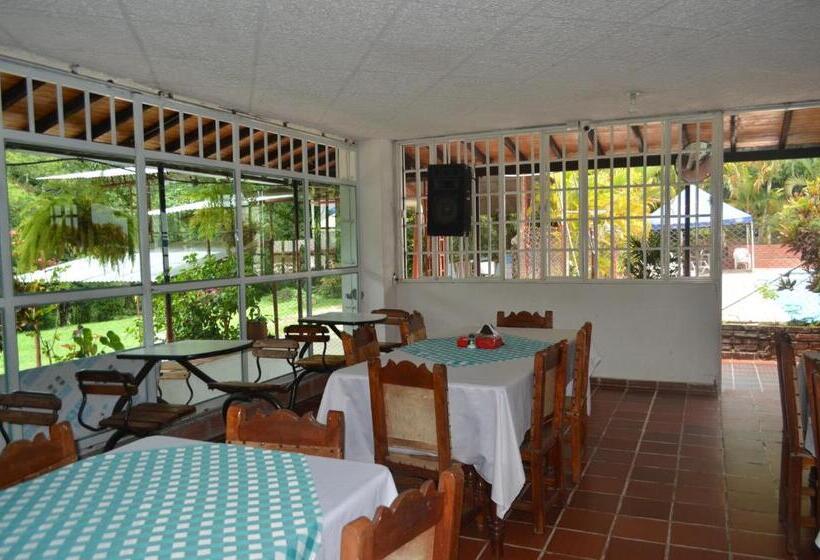 בית מלון כפרי Campestre La Ribera Del Fonce