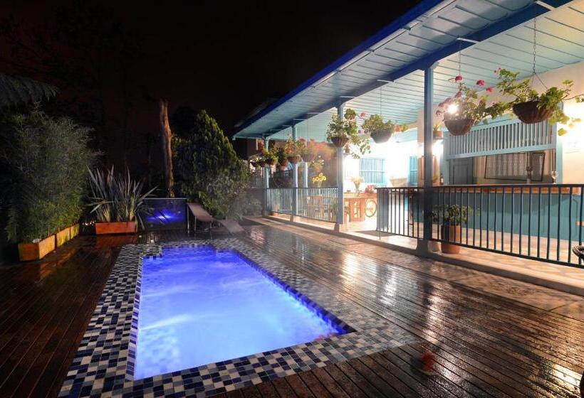 هتل Casa De Las Dos Palmas