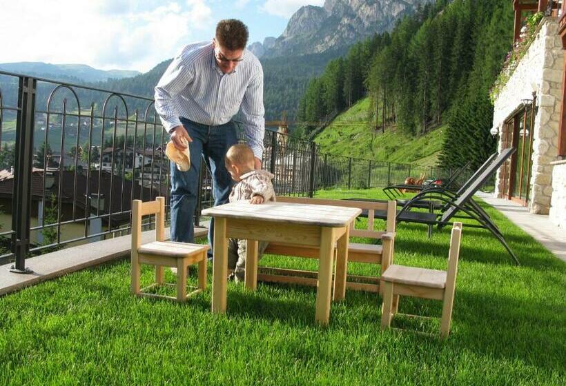 酒店 Garni La Tambra