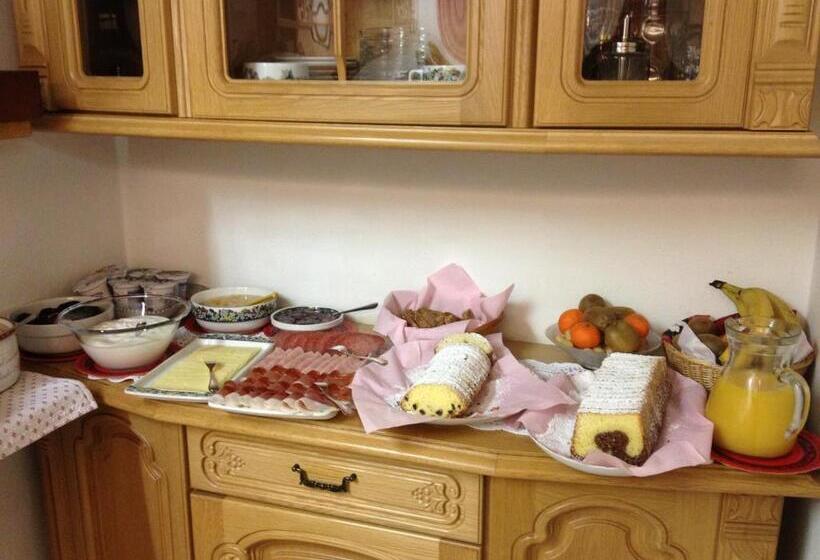 ホテル Garni Sayonara