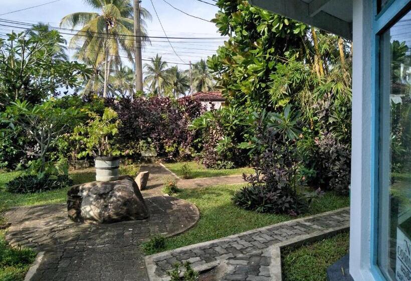 Отель Hikkaduwa Blue Ocean