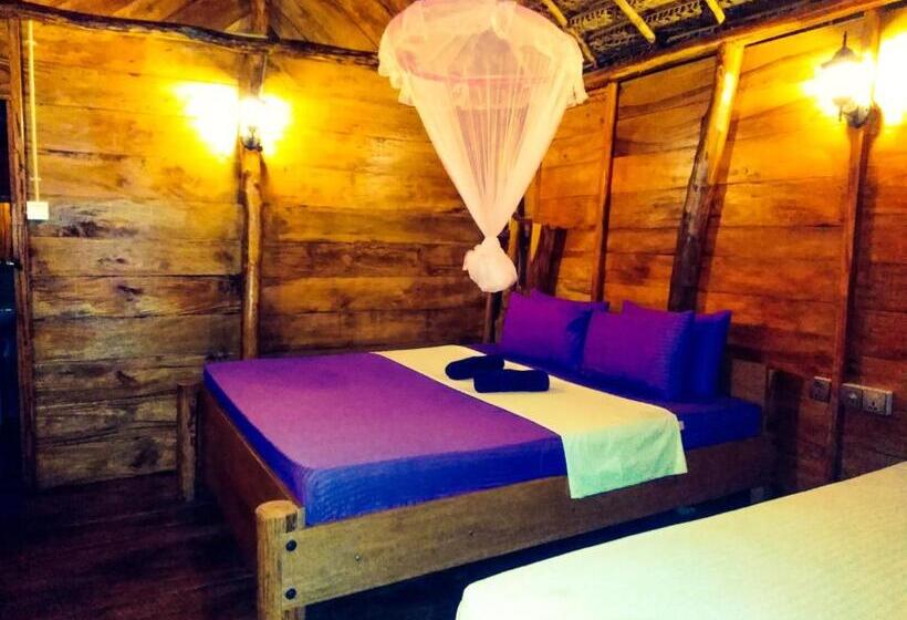 호텔 Lakeside Cabana Tissamaharama