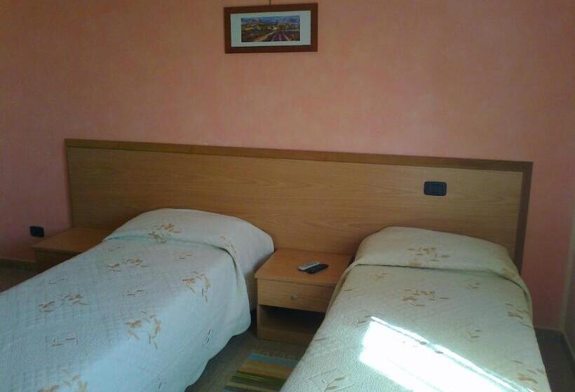 בית מלון כפרי Life