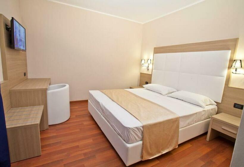 בית מלון כפרי Momi S