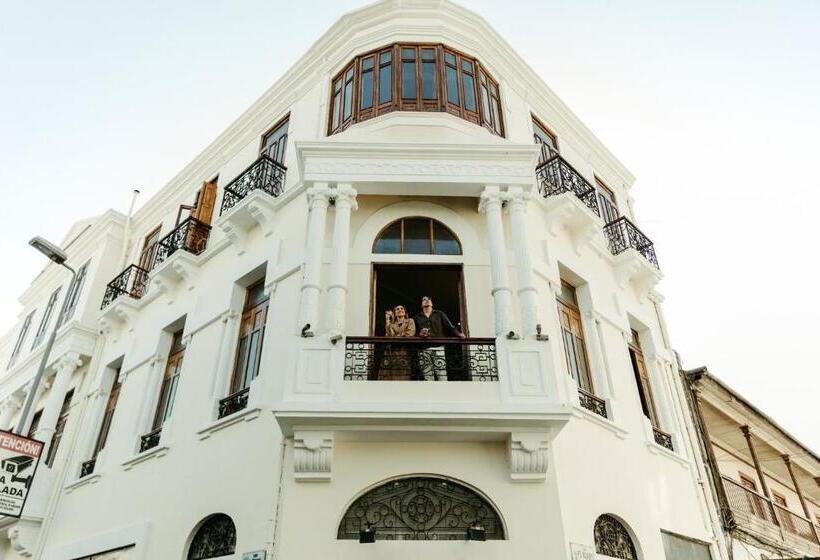 호텔 Plaza Central