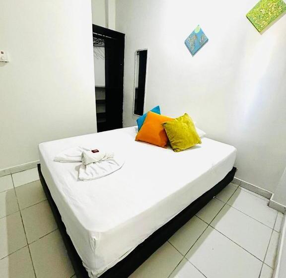 هتل Riviera Central