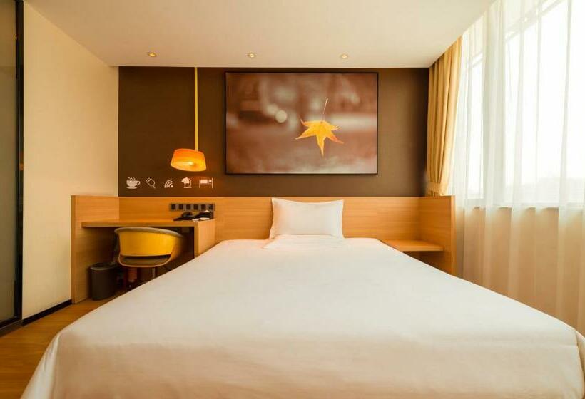 Hotel Iu S·anshun Nanma Square