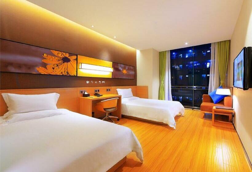 Hotel Iu S·anshun Nanma Square