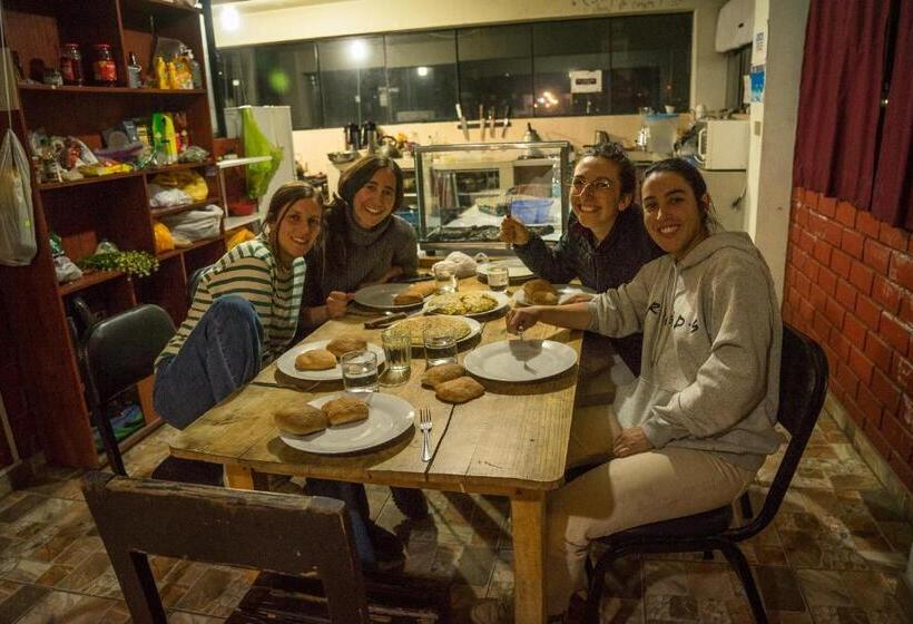 פנסיון Aldos Guest House