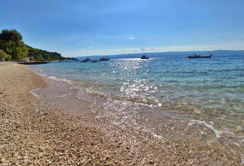 פנסיון Apartments Nemira