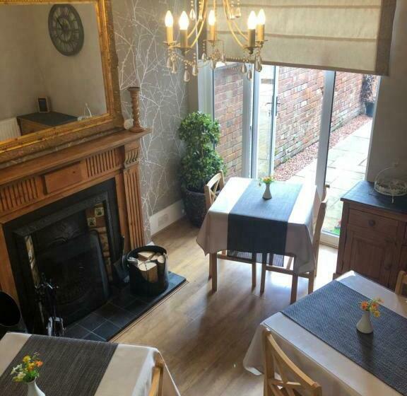 펜션 Carlton Guest House