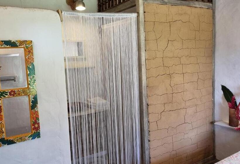 پانسیون Casa Namoa Pousada