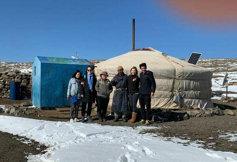 پانسیون City Guesthouse & Tours