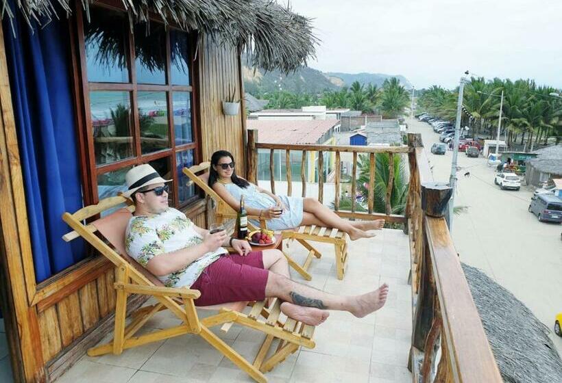 پانسیون Cocoa Inn Hostal