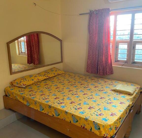 پانسیون Gopi Guest House