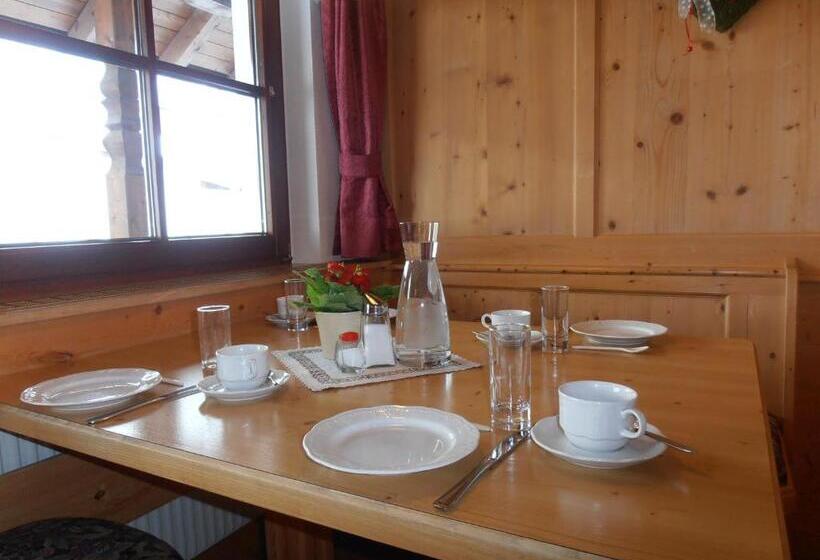 Пансион Haus Dorfplatz