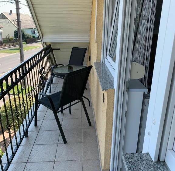 پانسیون Kata Vendégház