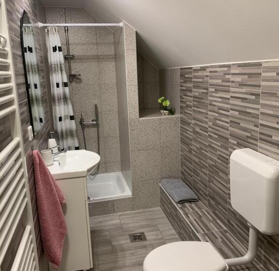 پانسیون Kata Vendégház