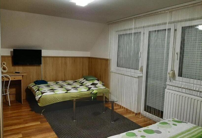 پانسیون Kata Vendégház