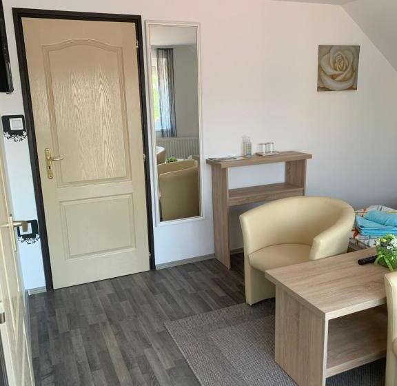 پانسیون Kata Vendégház