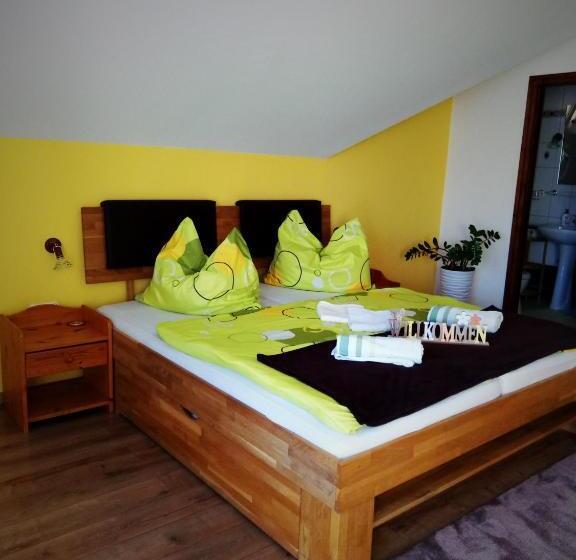 پانسیون Majláth Vendégház