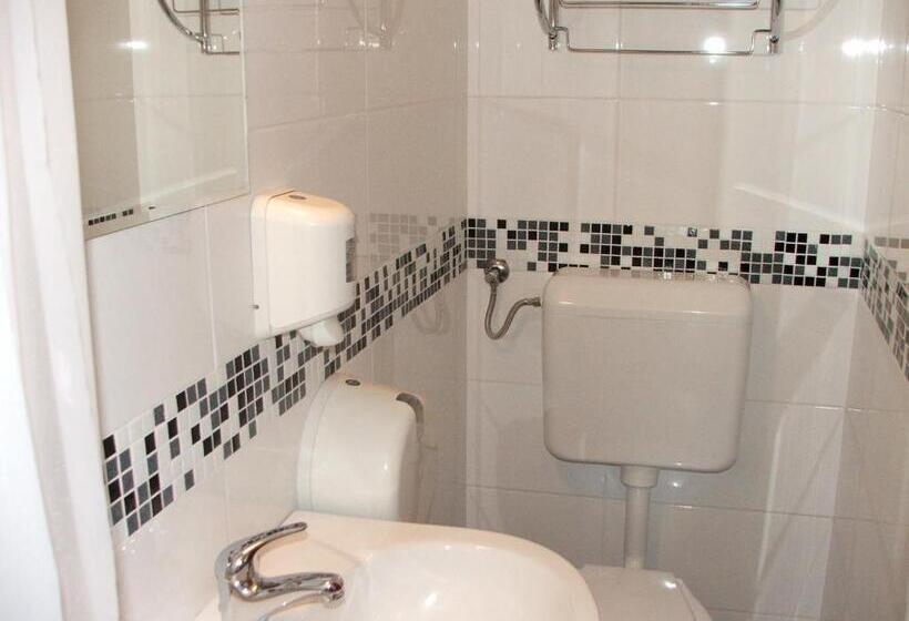 펜션 Napsugár Vendégház