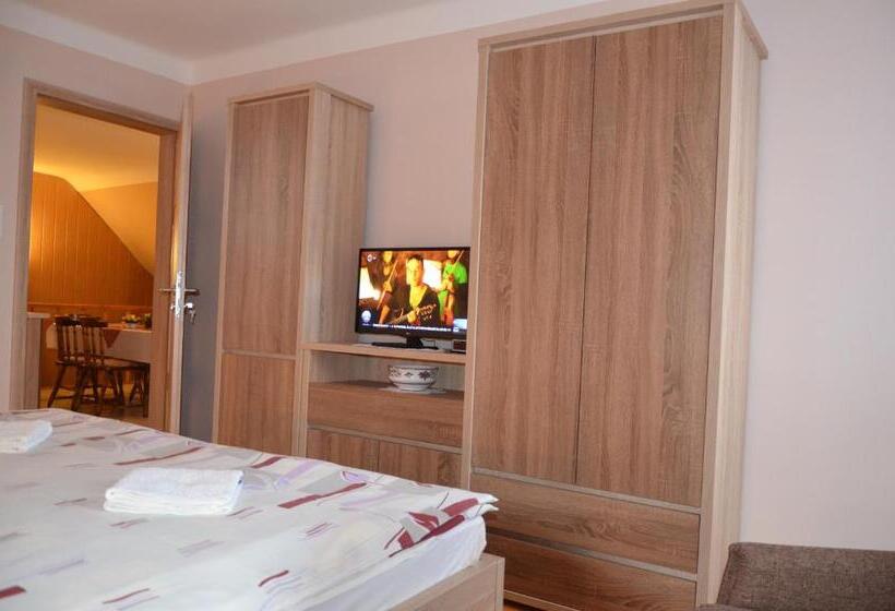 پانسیون Németh Vendégház