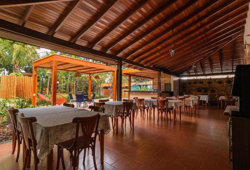 بنسيون Pouso, Cafe E Cultura