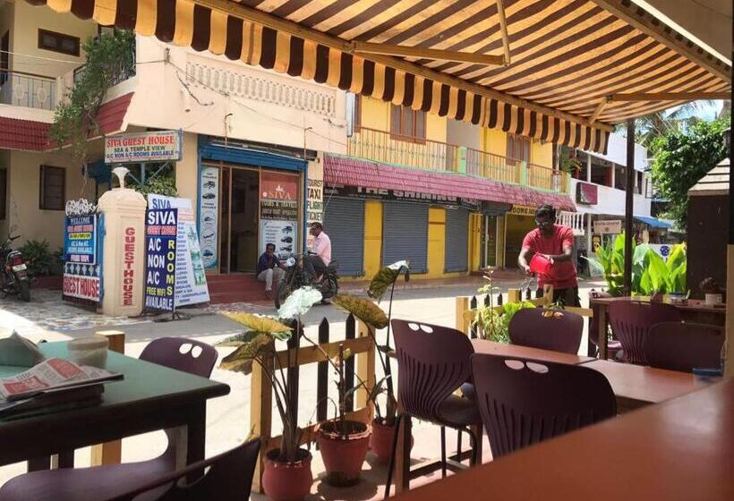 ペンション Silver Moon Guest House