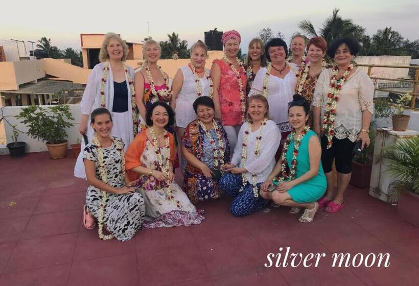 펜션 Silver Moon Guest House