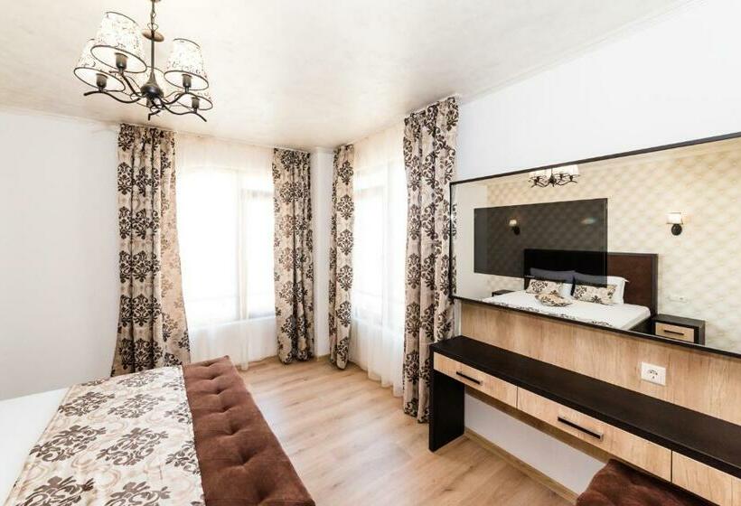 פנסיון Stela Apartments