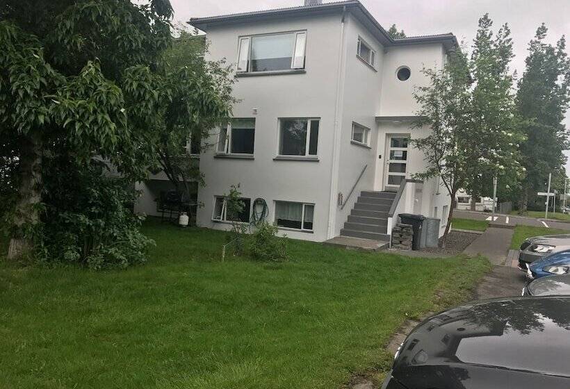 پانسیون Acco Guesthouse