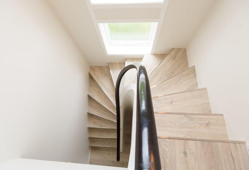 پانسیون Acco Guesthouse