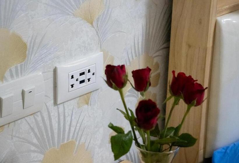 Пансион Thai Life Guesthouse Khaolak