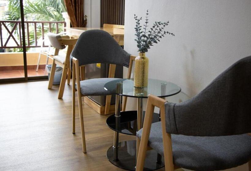 Пансион Thai Life Guesthouse Khaolak