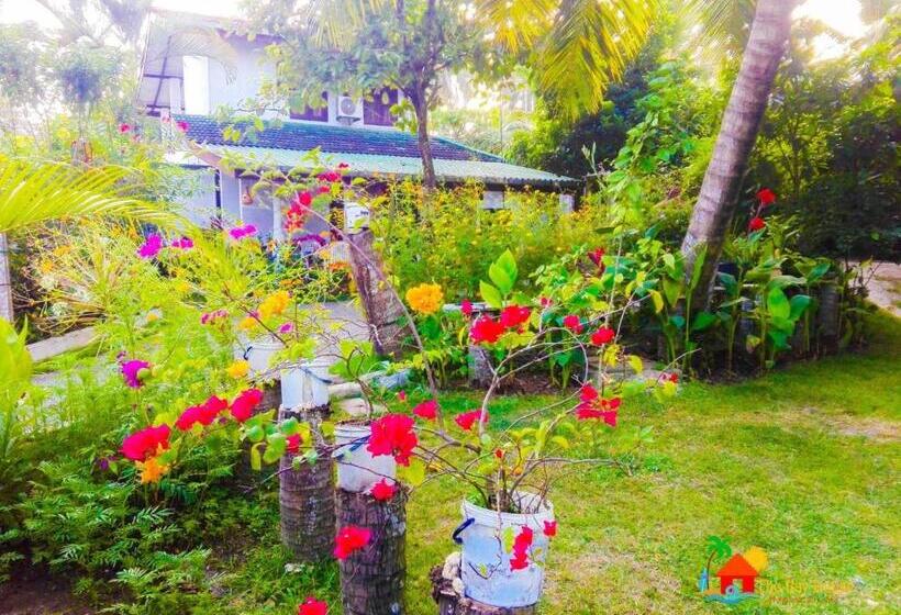 Пансион The Bay House