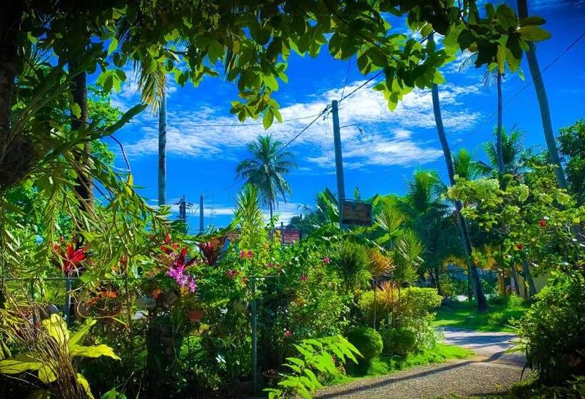 Пансион The Bay House