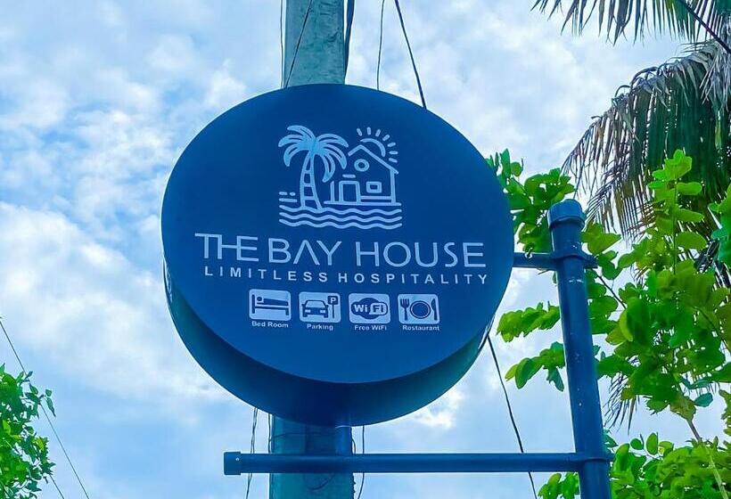 Пансион The Bay House
