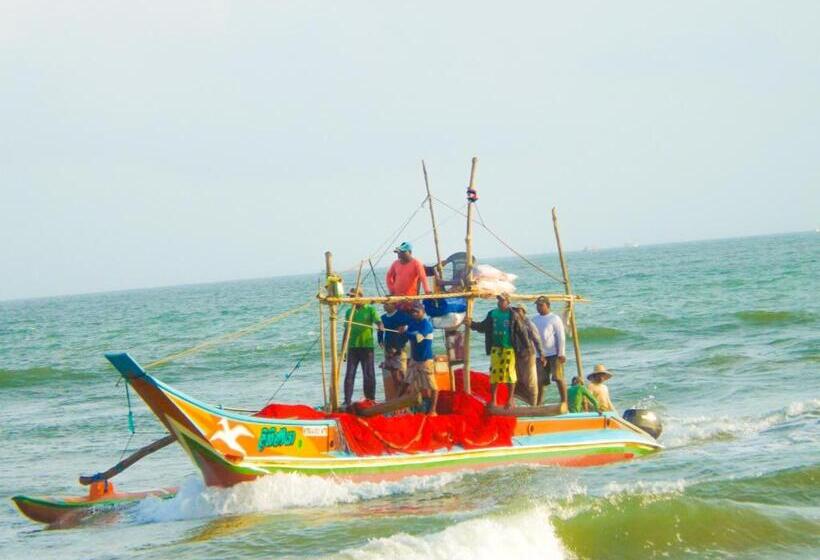 Пансион The Bay House