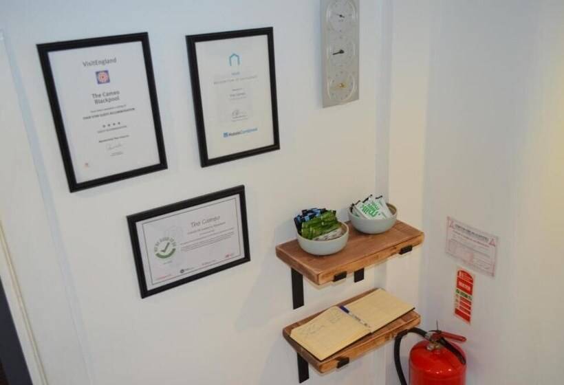 פנסיון The Cameo